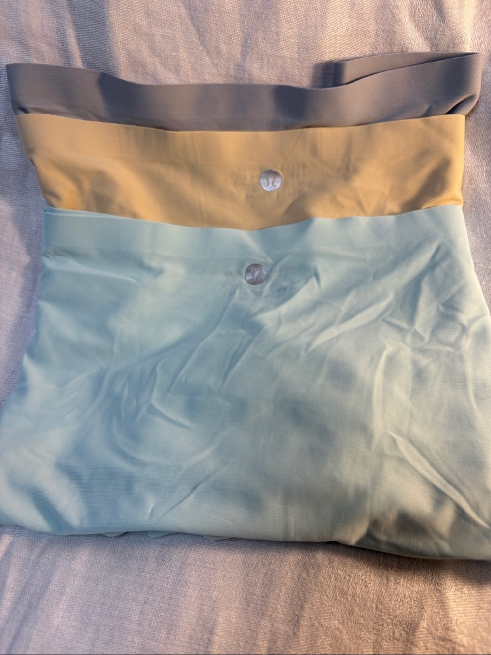 THREE NEW Lululemon WOMENS SUPER COMFY Seamless Panties in Beige, Gray, Lite Blu